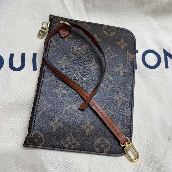 LOUIS VUITTON Monogram Bag Insert/Pouch/Wristlet (NWOT) - Picture 1 of 10